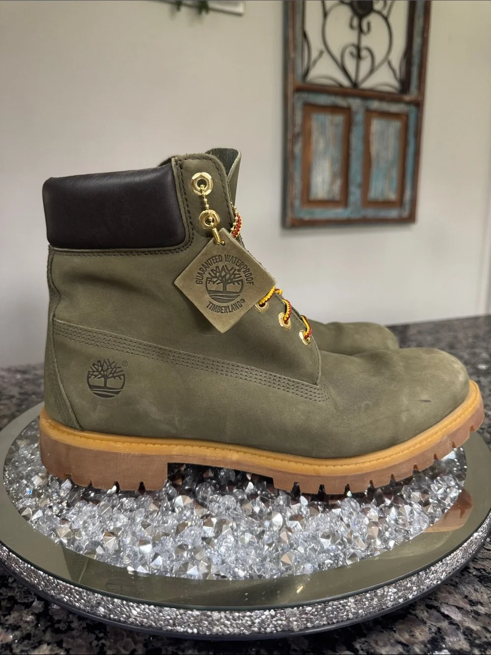 Timberland Olive Green Leather Lace-Up Waterproof Boot with Brown Collar EUC 11